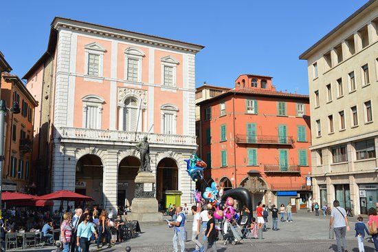 Piazza delle Vettovaglie